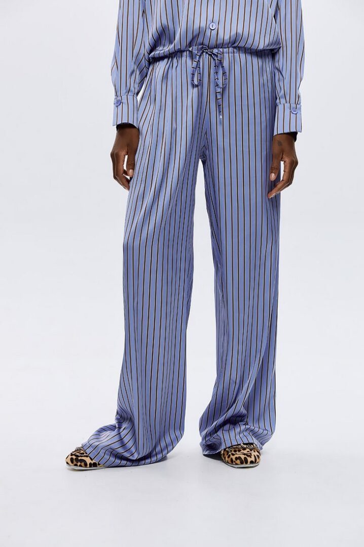 Γυναικείο Παντελόνι Zola Satin Pinstriped blue