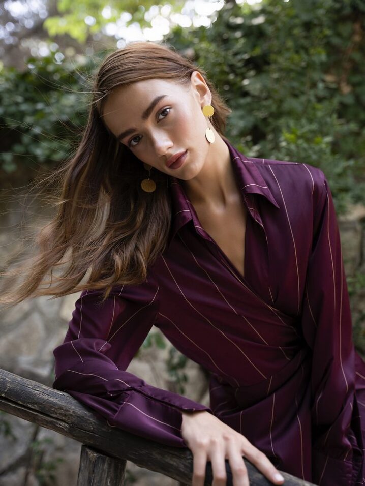 Γυναικείο Φόρεμα Pinstriped-Burgundy - Image 4