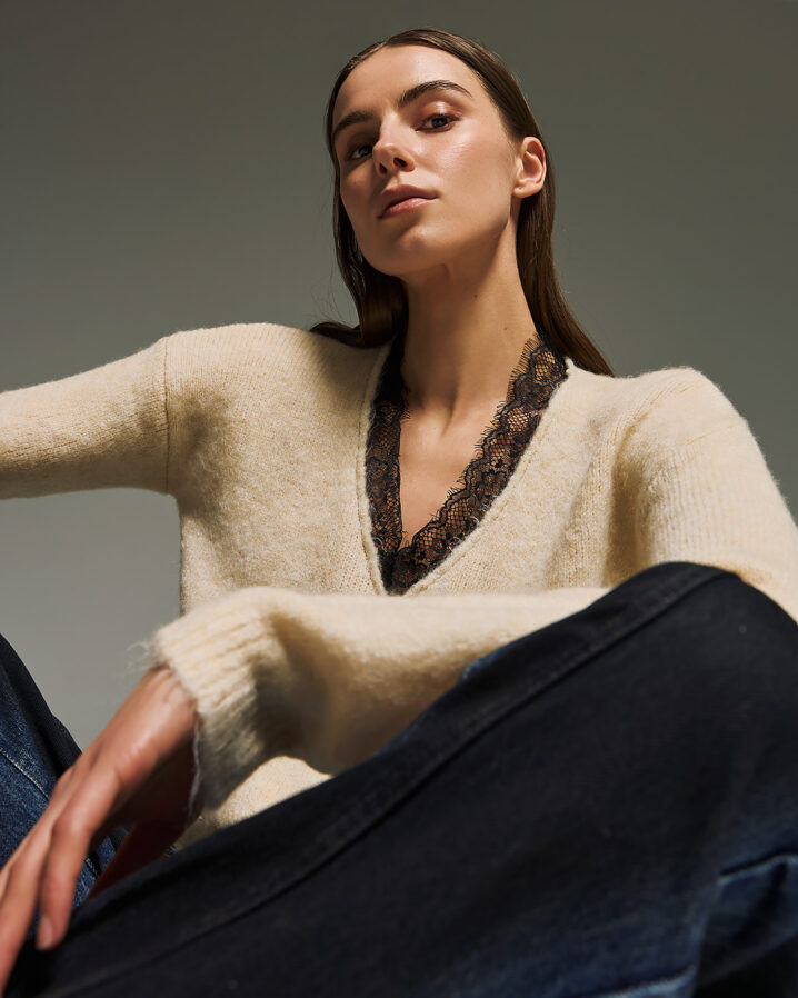 Γυναικεία V neck lace knit Μπλούζα-Μπεζ