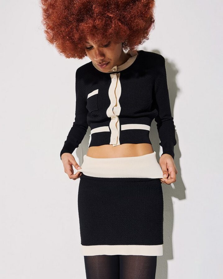 Γυναικείο Knit Set skirt / Jacket With Pearls-Ασπρόμαυρο