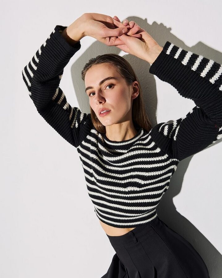 Γυναικεία Stripped Βlack/White Knit Μπλούζα-Ασπρόμαυρο - Image 2